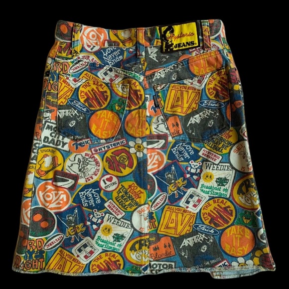 Hysteric Glamour all over print graphic skirt - Picture 2 of 4
